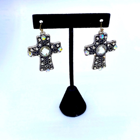 None Jewelry - Silver Textured Rhinestone Cross Earrings